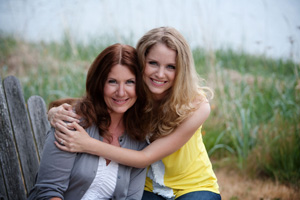 Susan Wiggs and Elizabeth Wiggs Maas photo by Crystal Photography